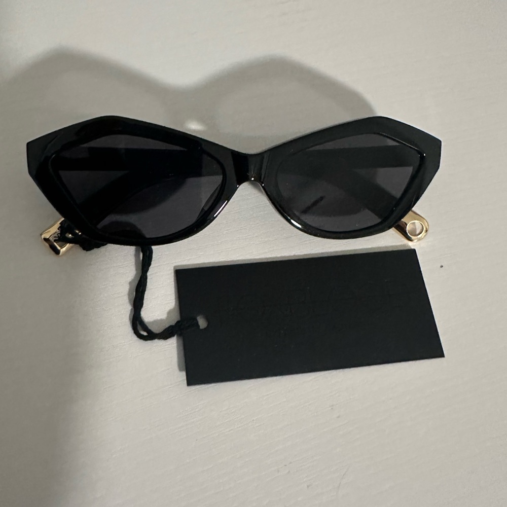 Foxblood brand new sunglasses with Gold Accents